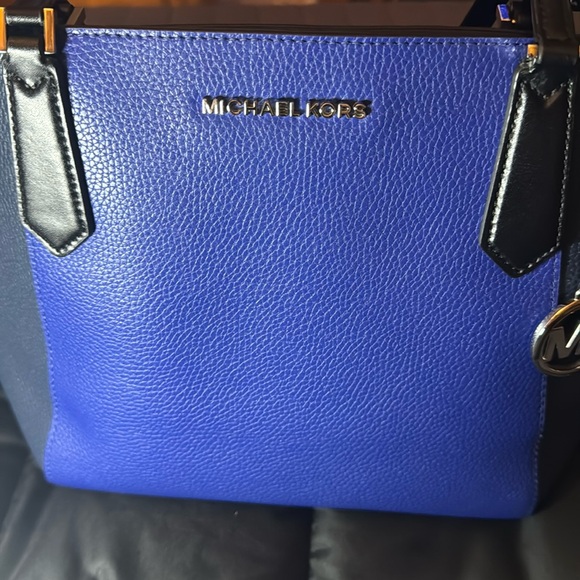 Excellent condition MK with Dust Bag - Picture 4 of 9